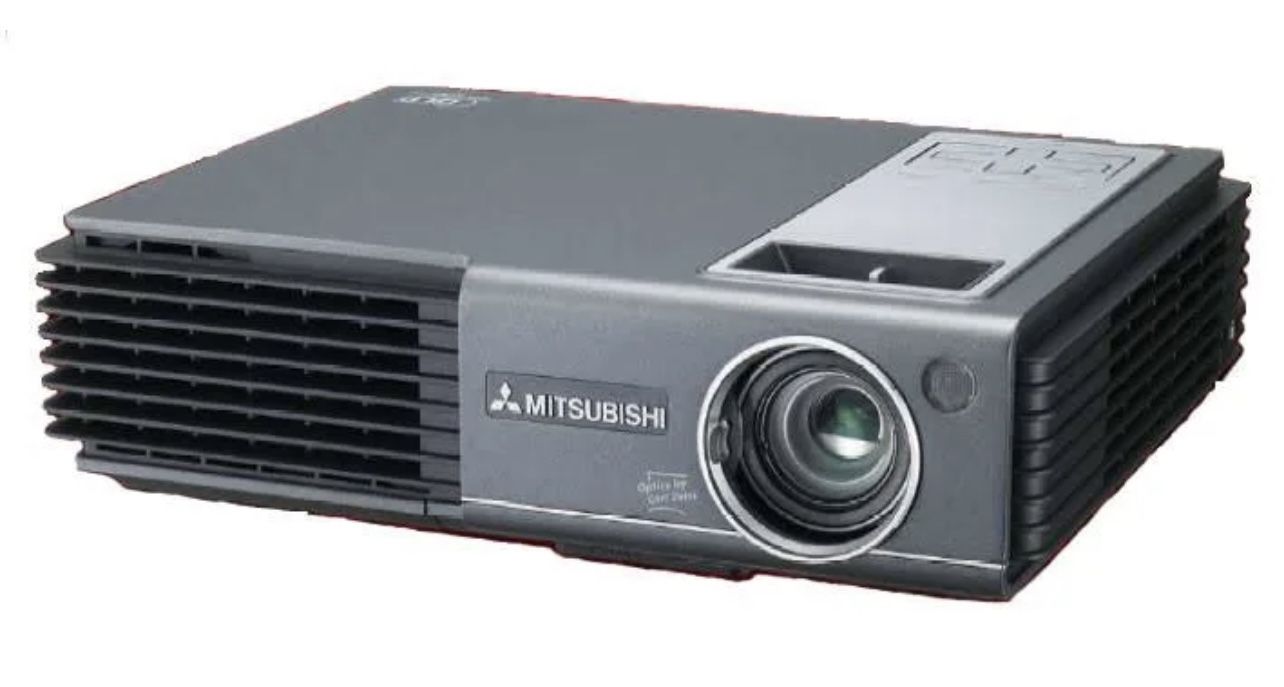 Mitsubishi XD90U 720P Projector