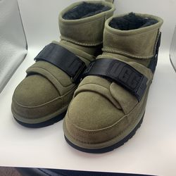 Ugg Women New Suedes Boots Size 8