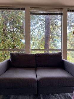 Mid-century modern gray couch - Like new