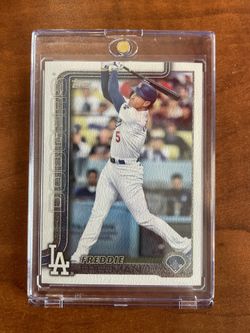 2025 Topps Freddie Freeman [Canvas] #239 (39/50)