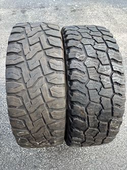 2 nice tires 37✖️12.50R20LT ( We install & balance )