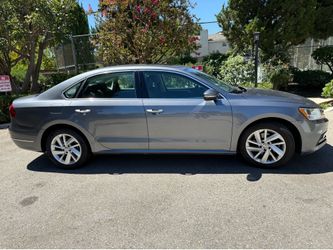 Beautiful Volkswagen Passat in excellent condition