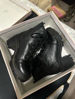 Black boots