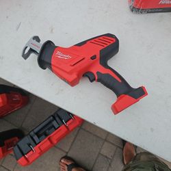 Milwaukee M18 HACKZALL NEW
