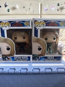 Captain Marvel Pop Set