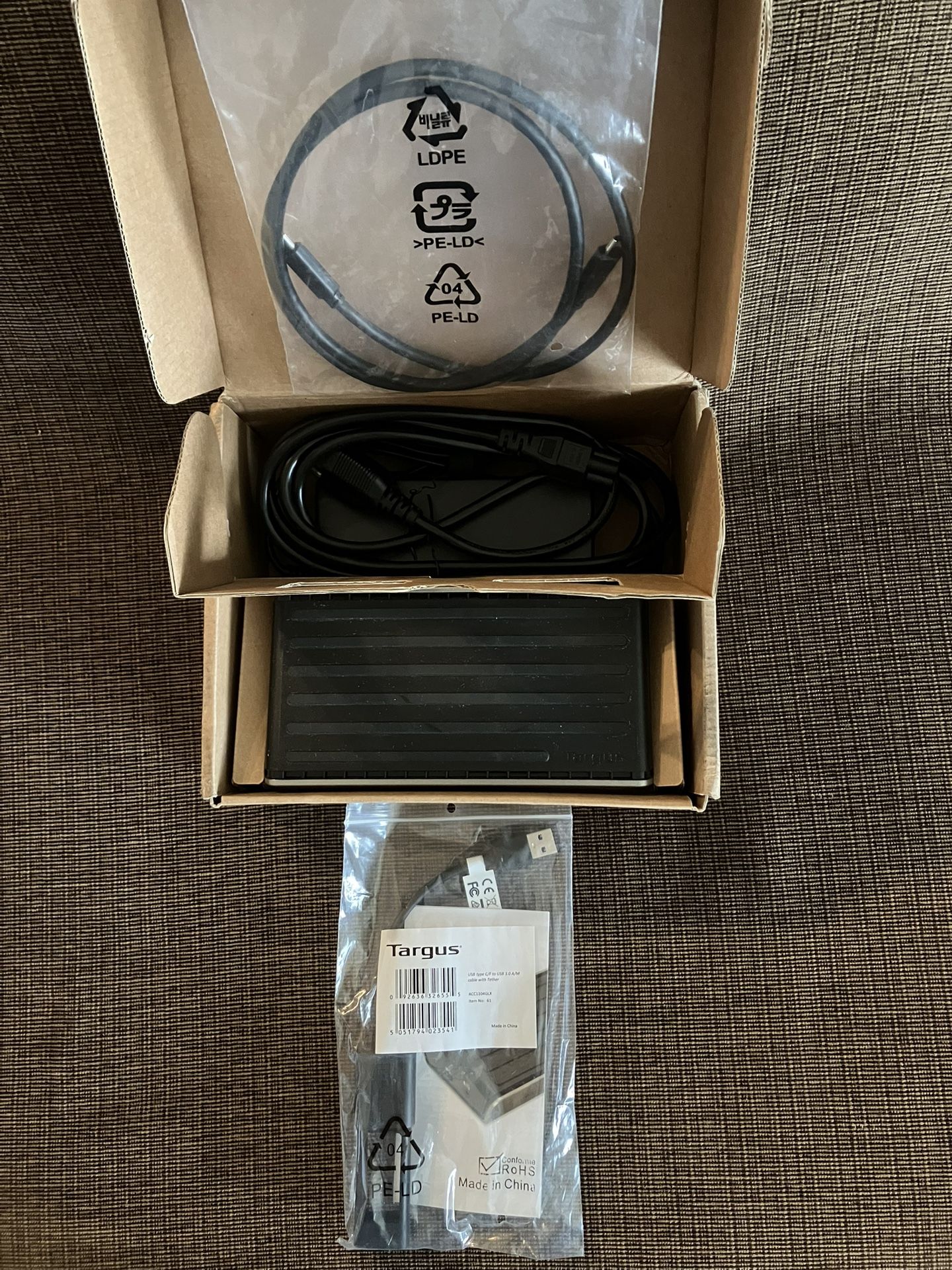 Targus Dock180 USB-C Dual Video 4K Docking Station Bundle
