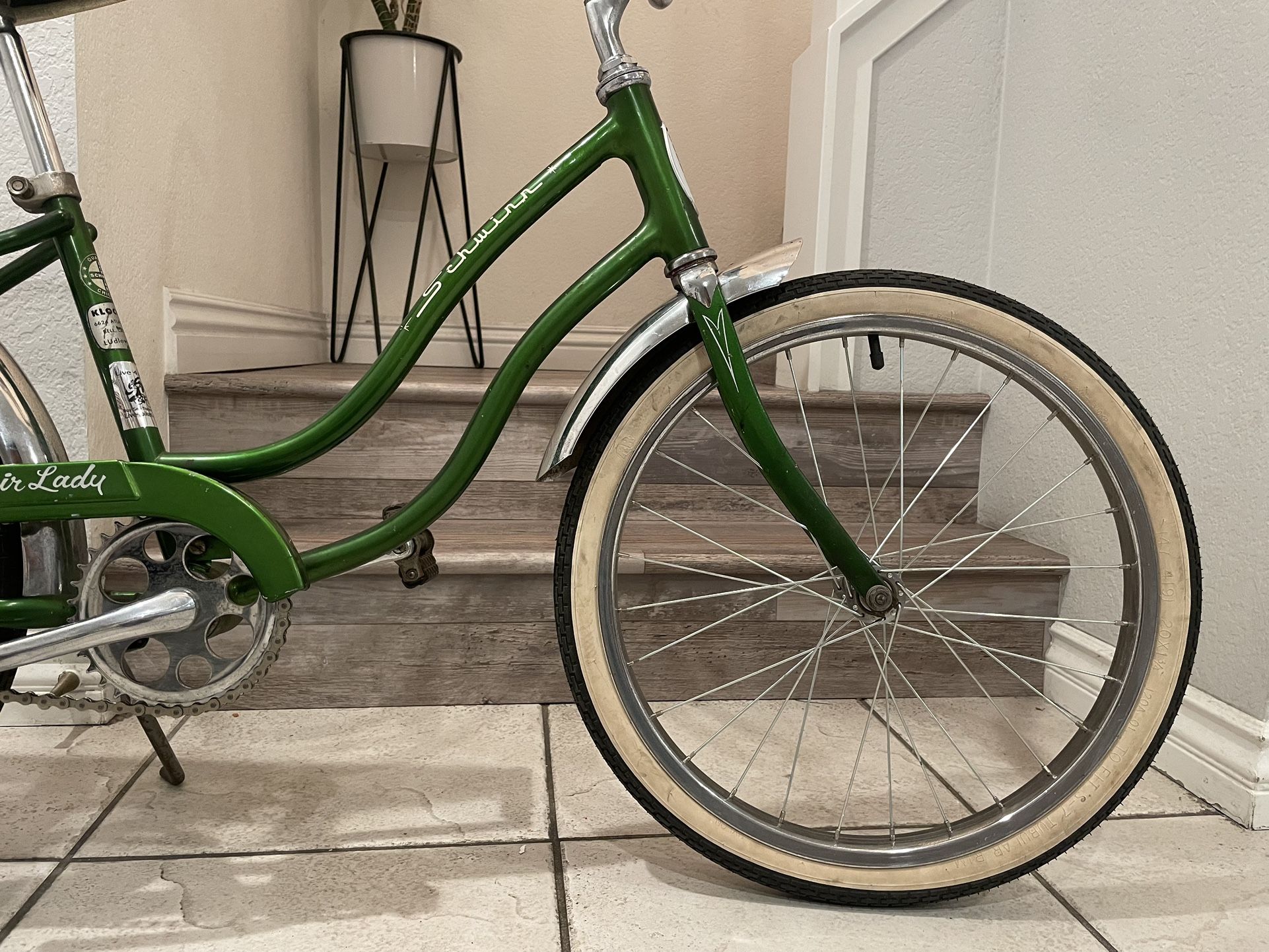 1968 Schwinn Stingray Campus green Fair Lady for Sale in Orange 
