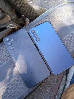 2 locked . Samsung phones .. frp locked ... Phones