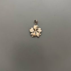 Flower Pendant 
