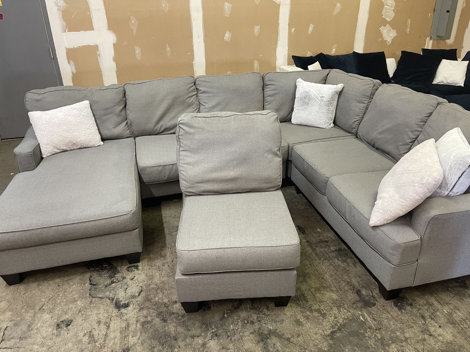 Gray Sectional Couch Sofa U-Shaped with Chaise & Additional Modular Piece *DELIVERY!!*