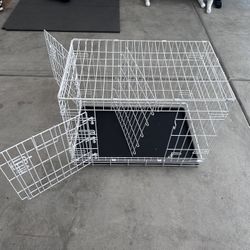 EveryYay Going Places 2-Door Folding Dog Crate, 30.9" L X 19.5" W X 21.5" H