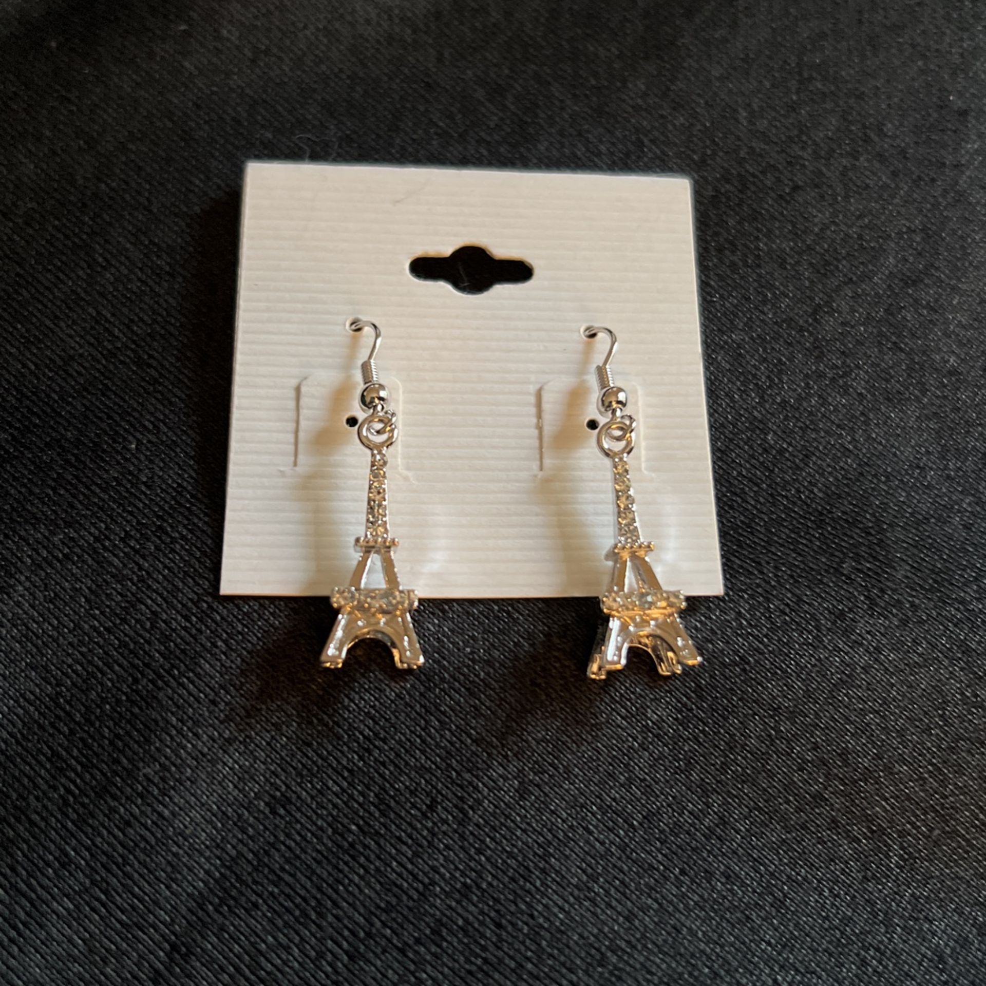 Eiffel Tower Dangle Earrings (Brand New)