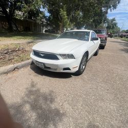 2010 Ford Mustang