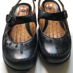 Clarks Mary Jane Women’s Casual Flats 8.5