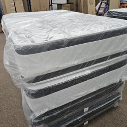 Wholesale Full Size Pillowtop 2pc Mattress Boxspring Special 