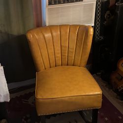 leather lounge chair