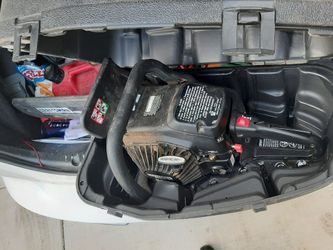 Craftsman chainsaw. Very good condition.