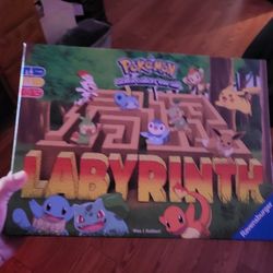 Pokemon Labyrinth Board Game Brand New