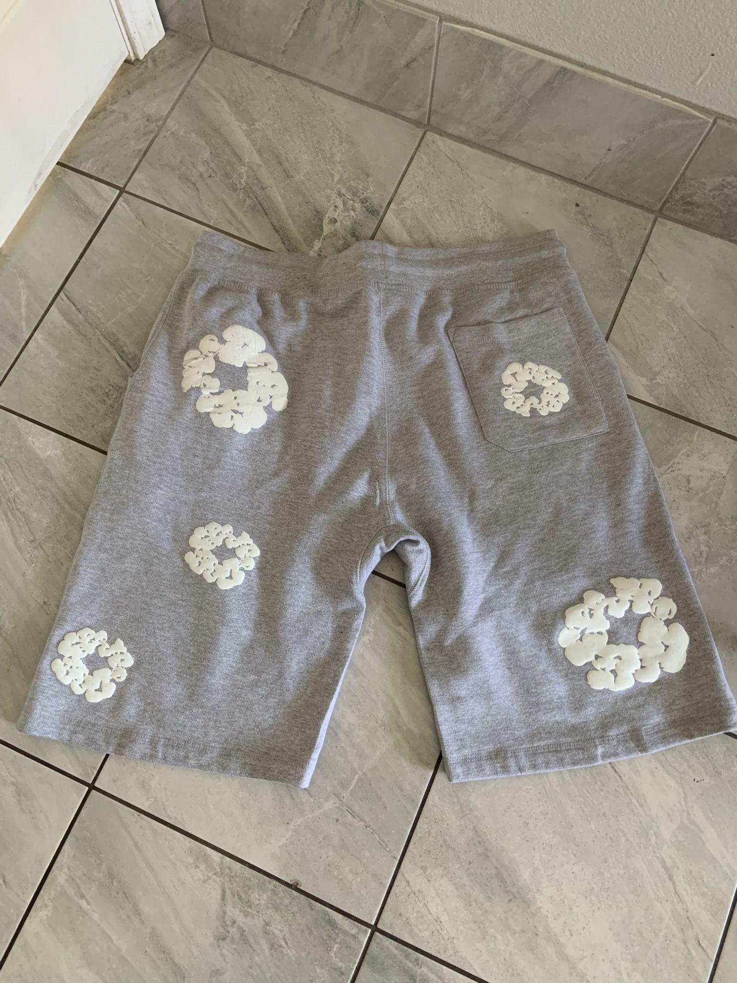 denim tear shorts 