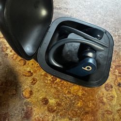 Power Beats Pros Gen 1 