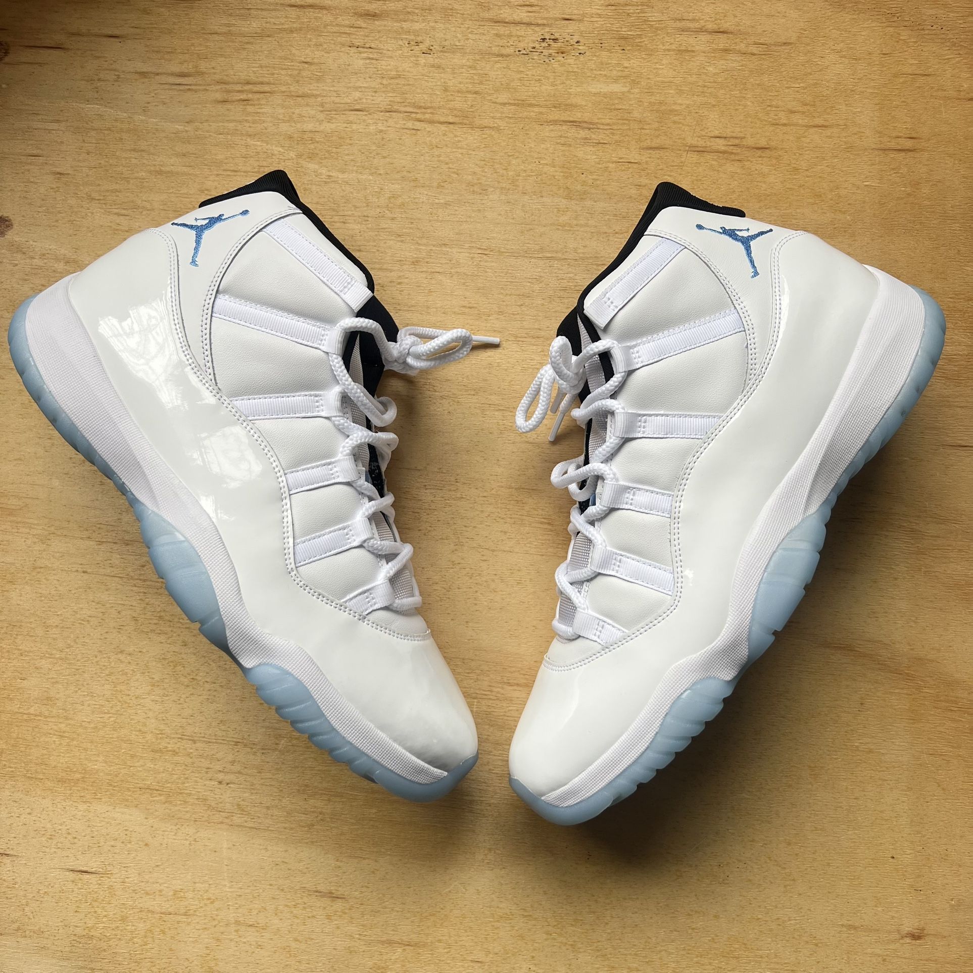 Jordan 11 Legend Blue | Columbia 