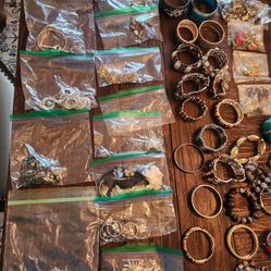 *** COLLECTION OF JEWELRY ***