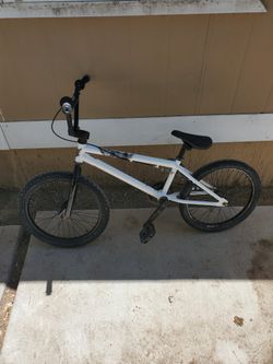 HARO BMX BIKE