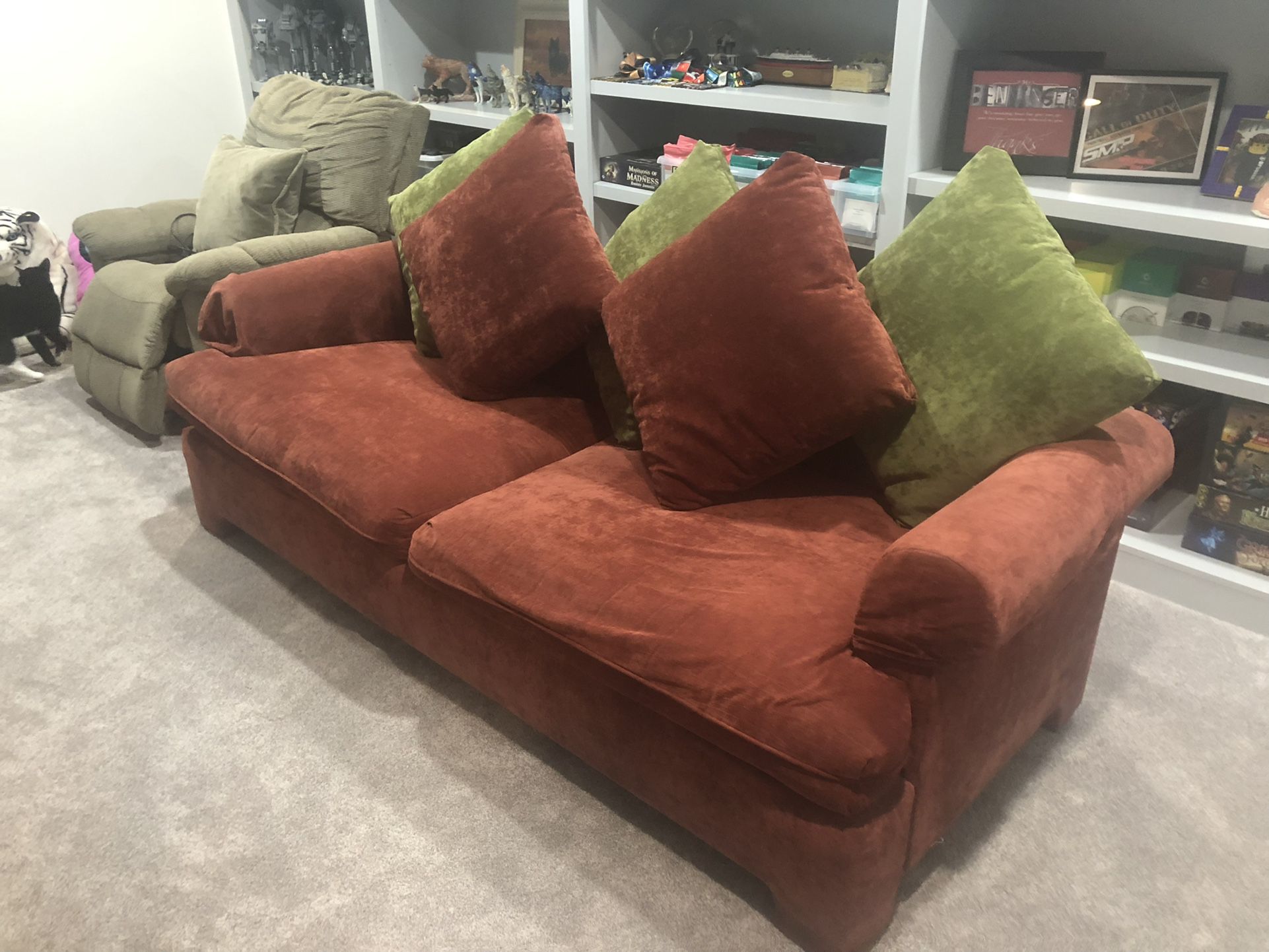 Good Condition Comfy Couch 