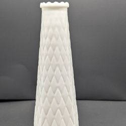 Vintage White Milk Glass E.O. Brody M-147 Diamond Quilted Pattern Vase, USA EUC