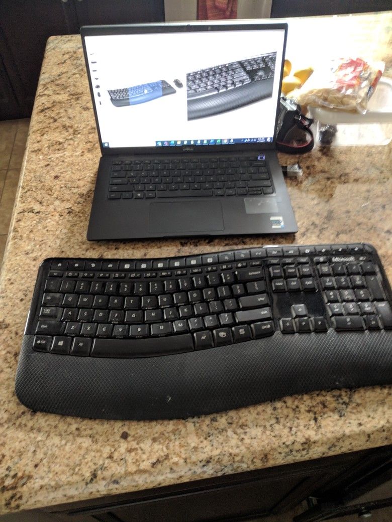 Wireless Gaming Keyboard. Genuine Microsoft Rentals For $100