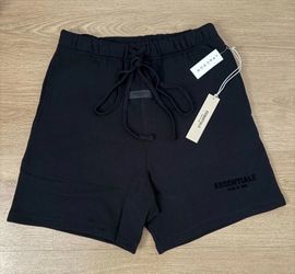 Fear of God Essentials Sweat Shorts - Black (Size M)