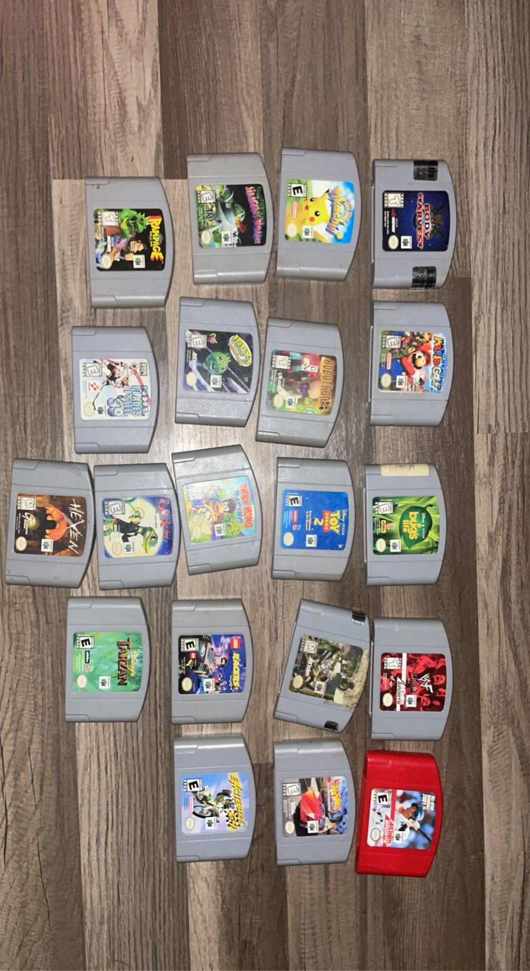 Assorted authentic N64 games