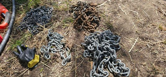 50 feet of heavy chain