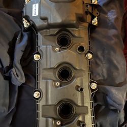 Brand New MITZONE  Valve Cover 