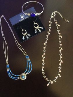 💜🦋💜🦋💜 Sterling Silver necklaces and Chrystal earrings / Come visit ! 🦋