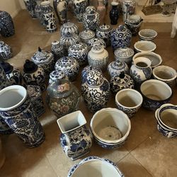Chinese Porcelain Vases 