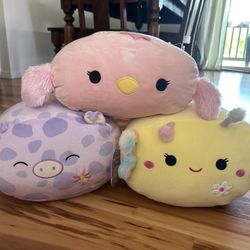 3 Stackable Squish Mallows  