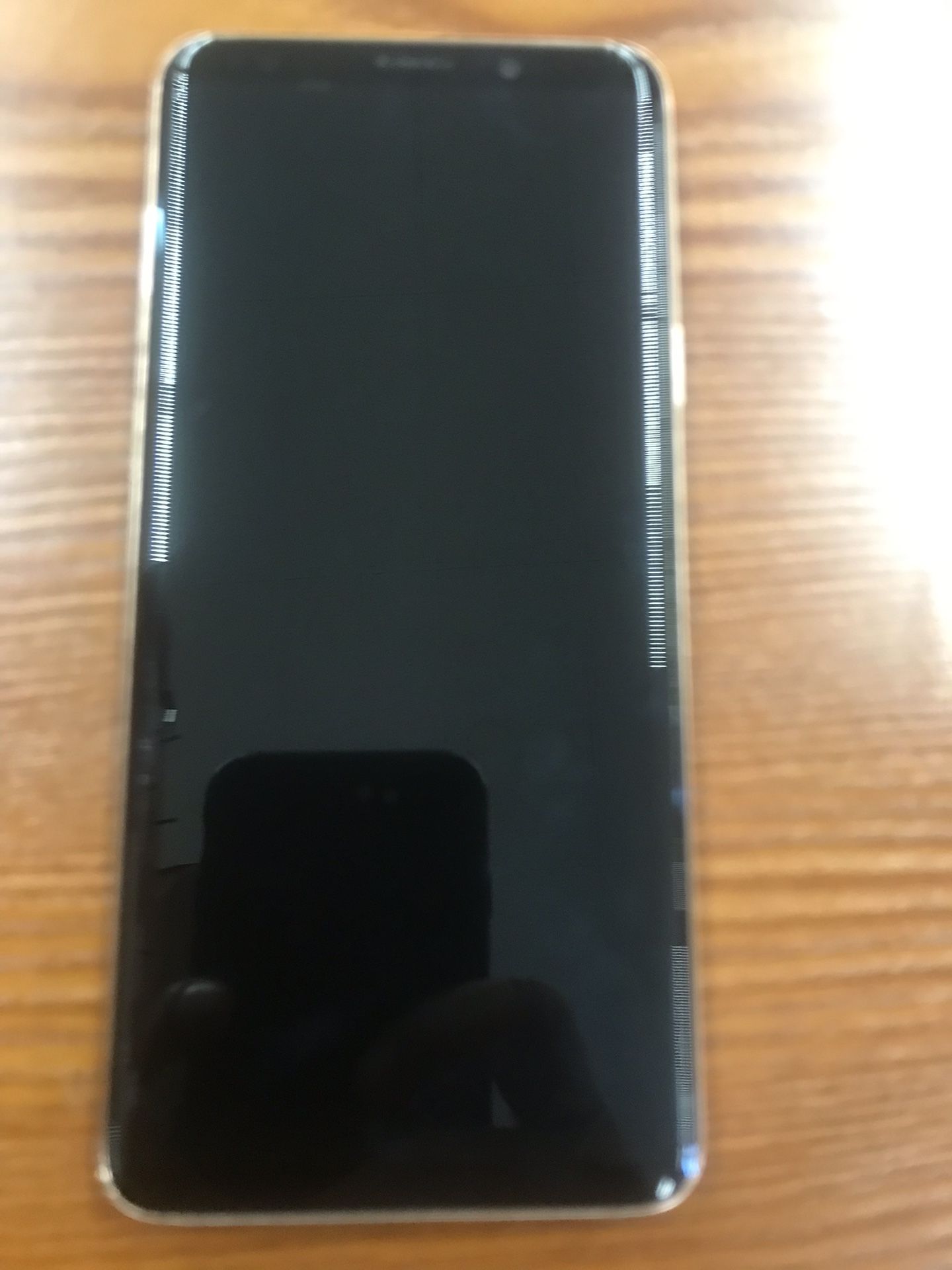 iPhone 7 32gb factory unlocked in black like new