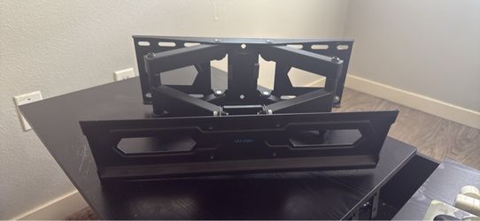 USX Star Full Motion TV Wall Mount