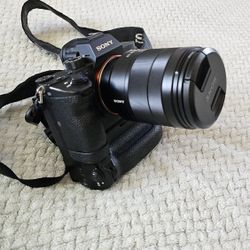 Sony  A7 RIII w/ Zeiss 24-70 F4 Lens