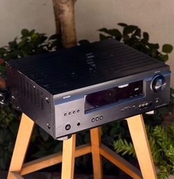 Denon AVR-391 Surround Receiver (no remote)