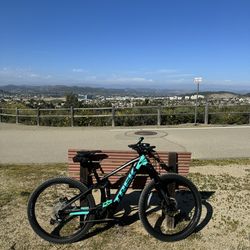 Trek EMTB Rail 5 Gen 2 Like New + 1up Carrier