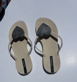 Ipamema Wave Heart II Thong Sandal -