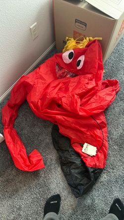 Costume