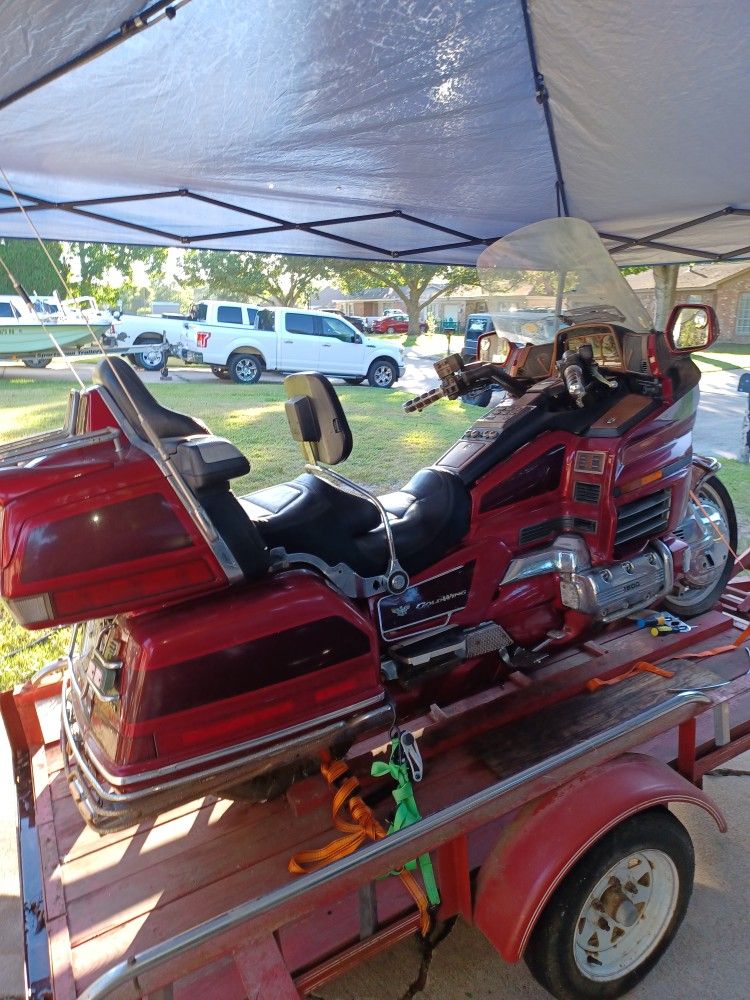 Honda Gold Wing 1500 Se 2000 Model 