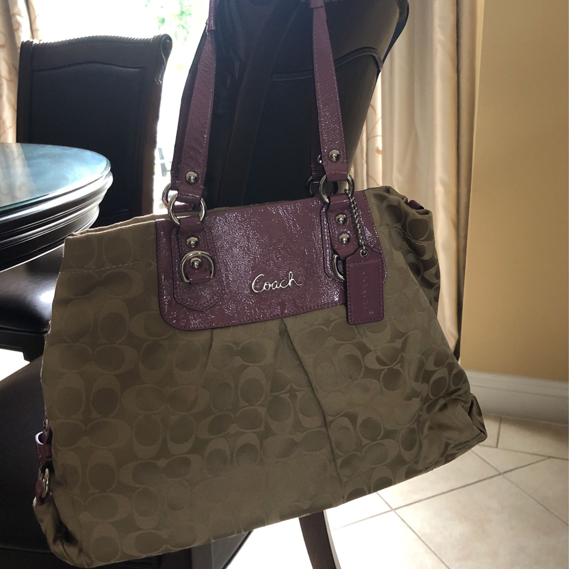 Tote Coach Purse