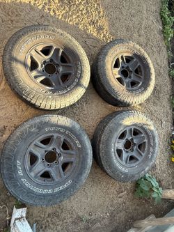 Original toyota wheel set