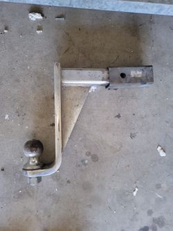 Drop Hitch With Sleave. 