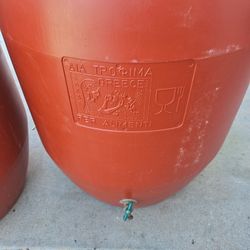 50 GALLON  FOOD  GRADE  HDPE  GOOD CONDITION 