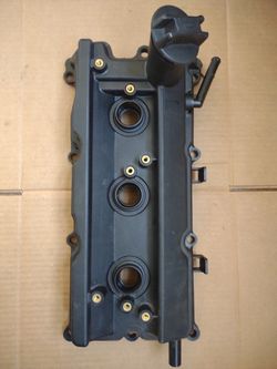 OEM Vq35de Driver Side Valve Cover